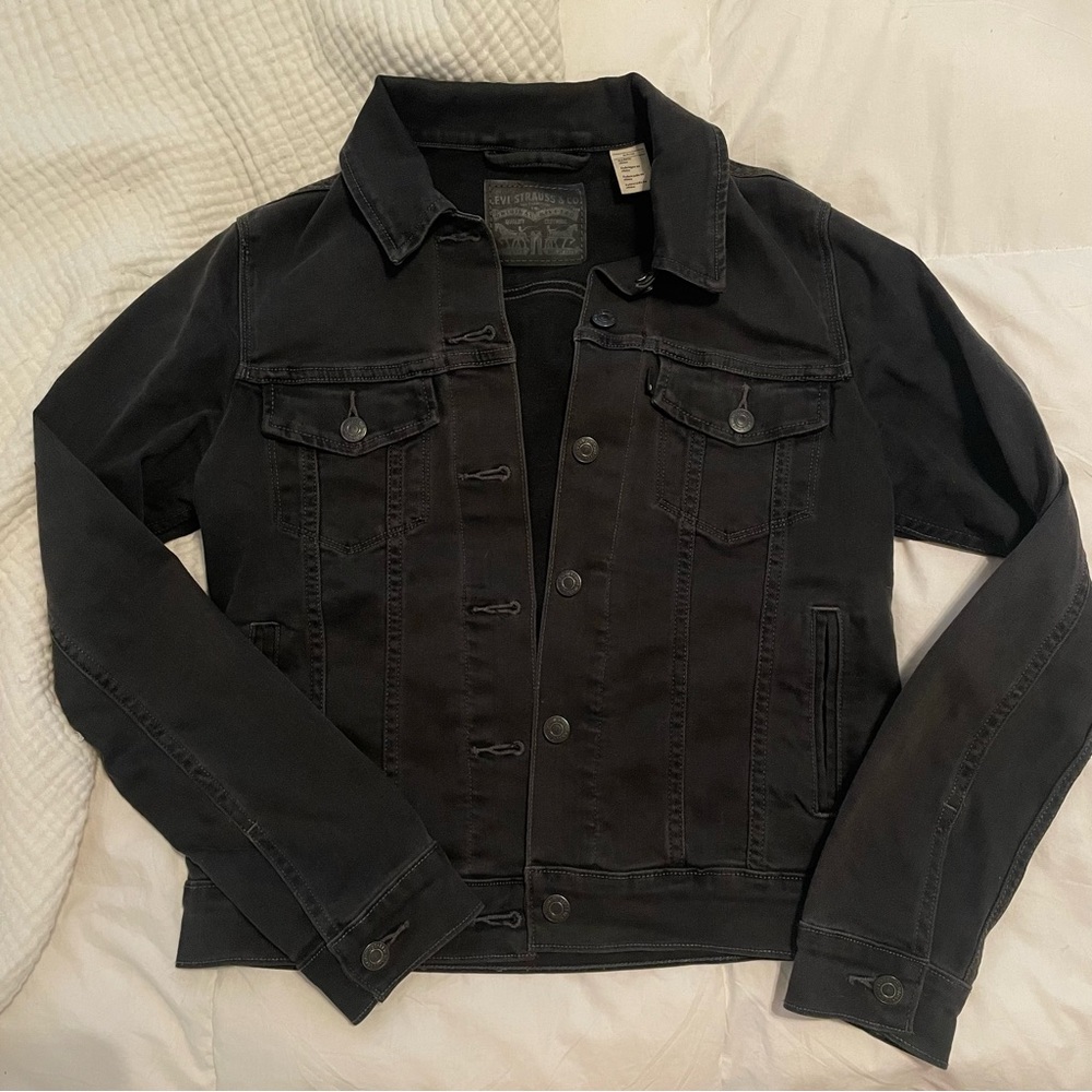 Levi’s Women’s Trucker Jacket